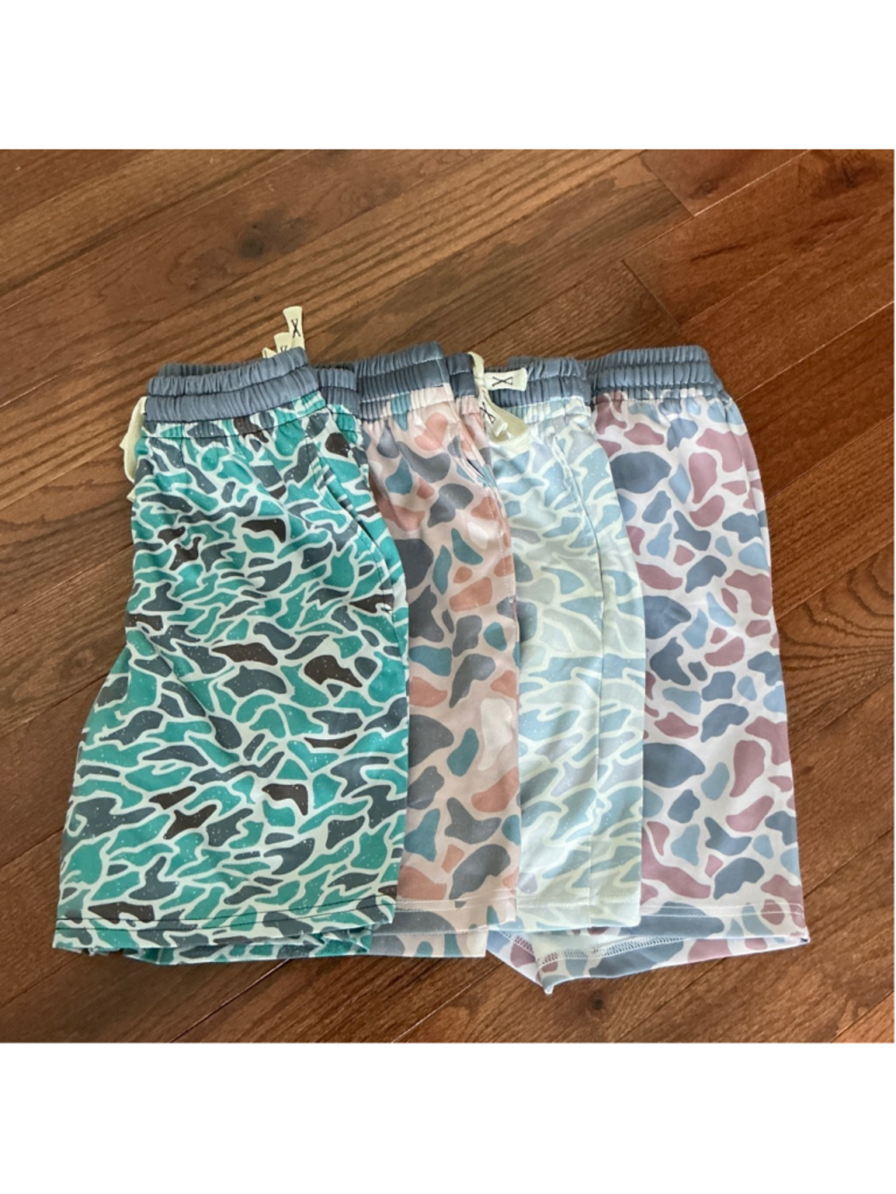BUNDLE OF 4 Men's Unbranded Athletic Shorts - SMALL